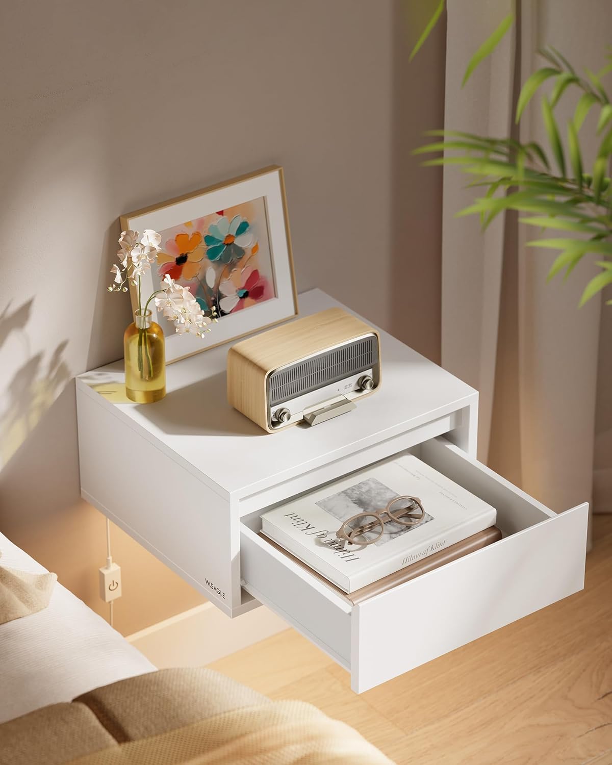 VASAGLE Kailyn Kollektion - Nachttisch hängend 2er Set, Leuchte mit 3 Farben, schwebendes Wandregal, Schublade, 35 x 40 x 18 cm, modern, Wohnzimmer Schlafzimmer, wolkenweiß LET854W01 — Ansicht 2