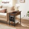 VASAGLE Beistelltisch/Nachttisch – schmal, Steckdose & USB, Vintage Braun‑Schwarz