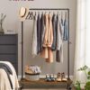 VASAGLE Kleiderständer 80 kg arretierbare Rollen Industrie‑Design